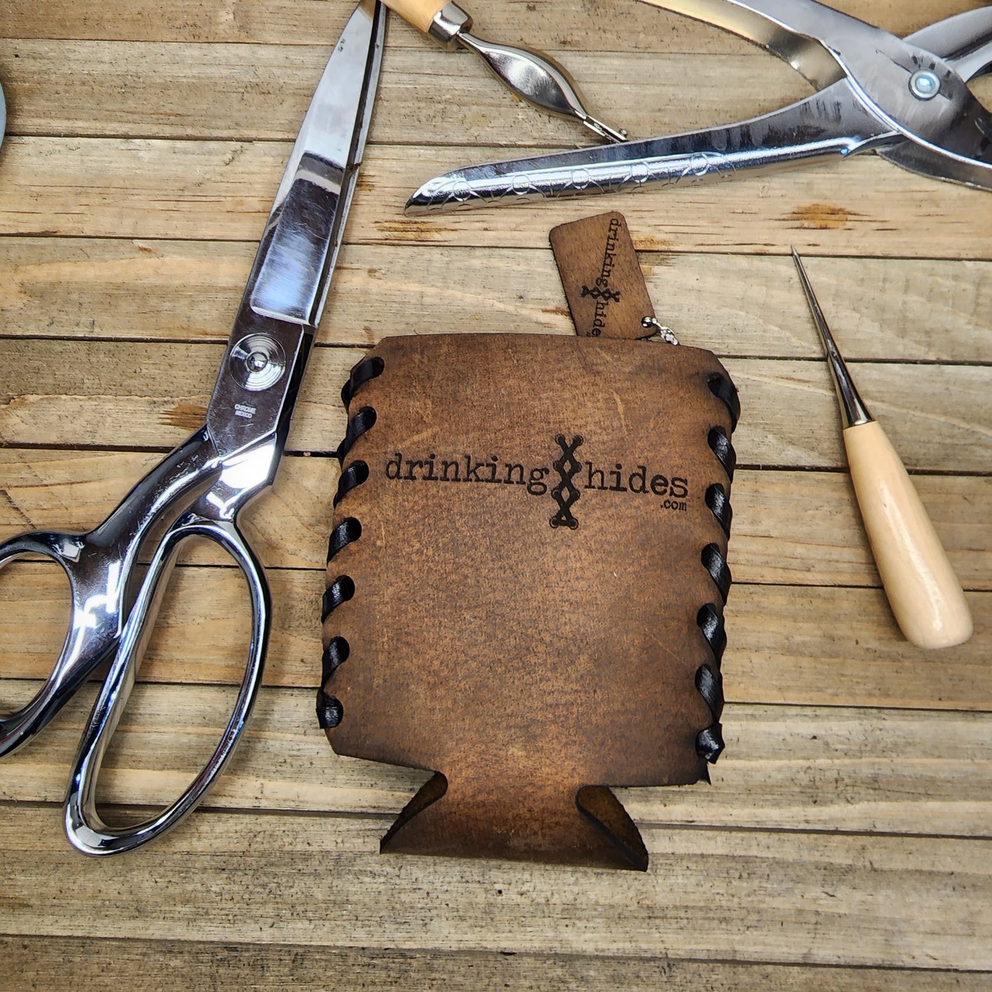 Custom premium leather can cooler
