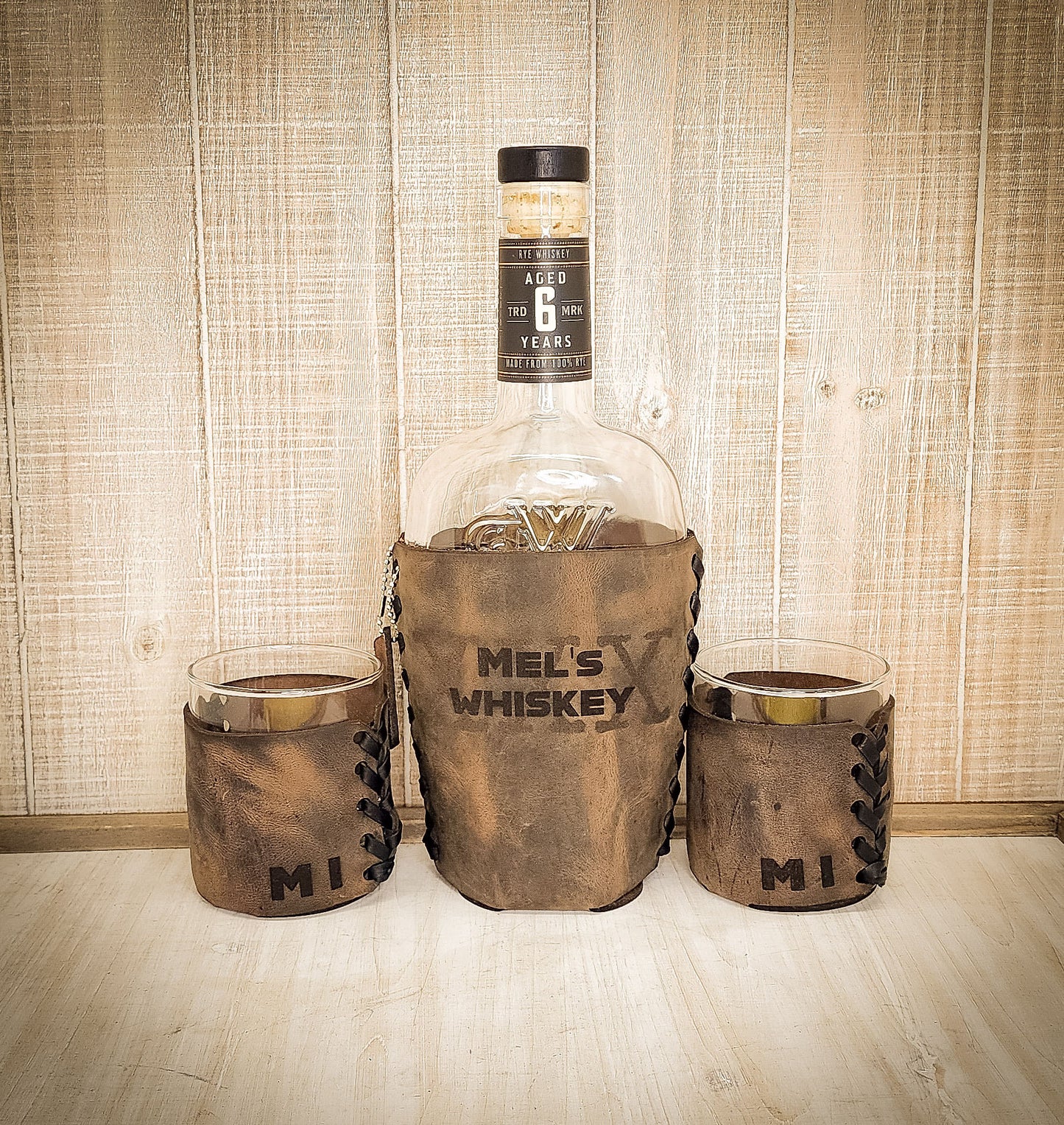 Personalized leather whiskey set for 50th Birthday | Men's 50th birthday gift idea | Guys 50th Bday gift idea | Masculine 50 Birthday gift