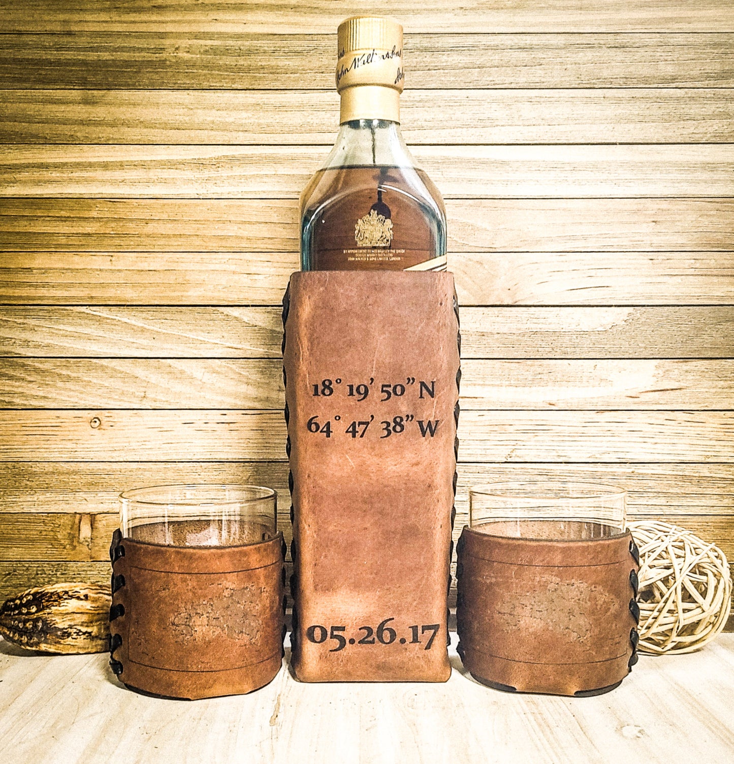 Personalized wedding whiskey set with wedding date,  couples initials  and personalized message