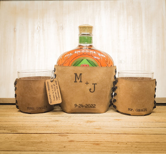 Personalized wedding whiskey set with wedding date,  couples initials  and personalized message